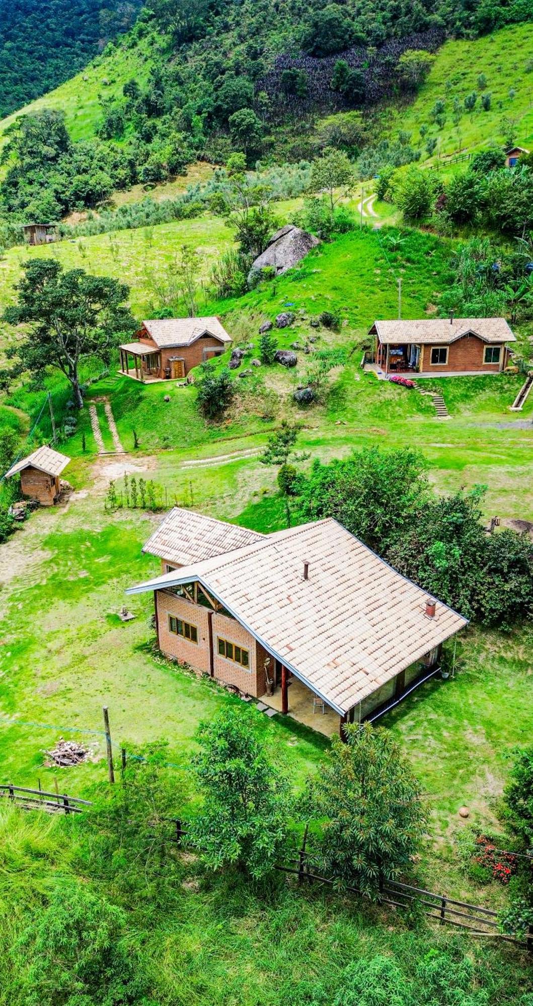 Chale Araucaria- Vale Das Pedras Mg ซาปุไค-มิริม ภายนอก รูปภาพ